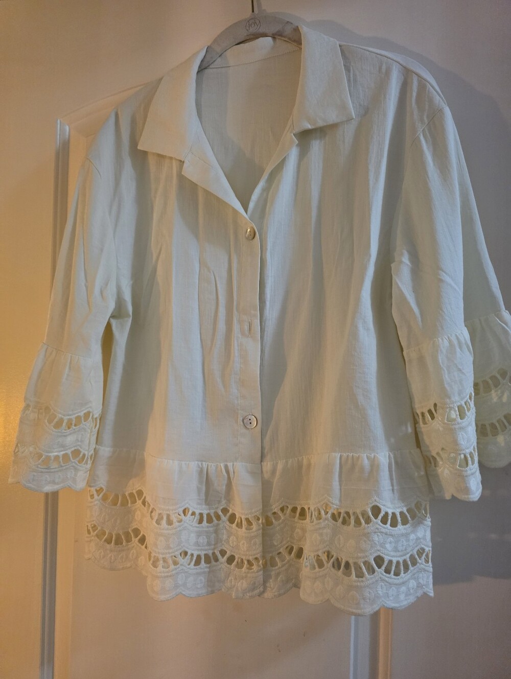Women’s Ivory Button-Front Lace Trim Top...says SMALL...fits MEDIUM